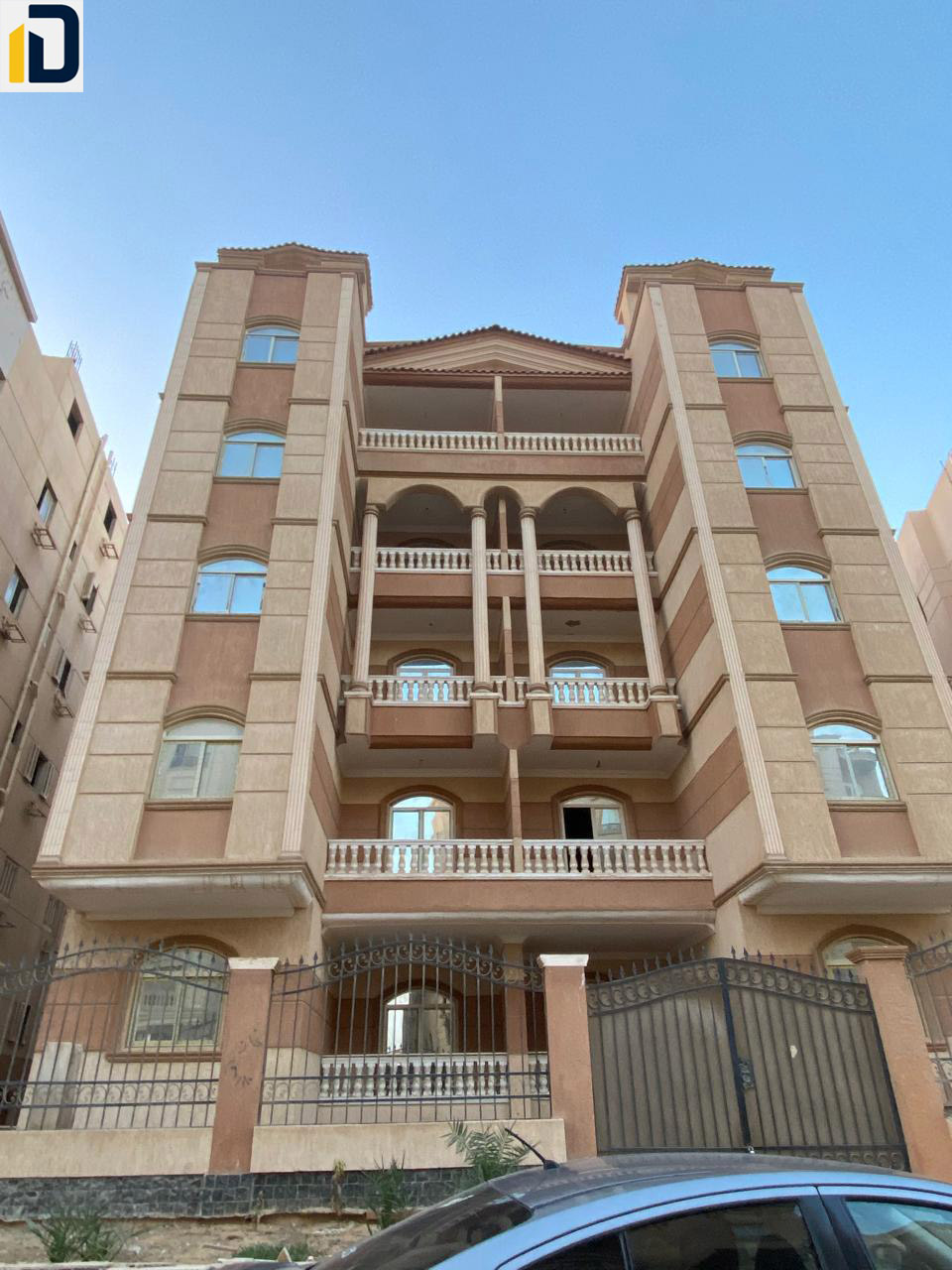 شقة للبيع في اللوتس الجنوبية التجمع الخامس