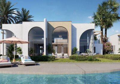 قرية جون سوديك الساحل الشمالي لشركة سوديك للتطوير العقاري يمكنك عبرها الحصول على بيئة من البيئات الحيوية التفرهية الساحلية بسعر مميز.